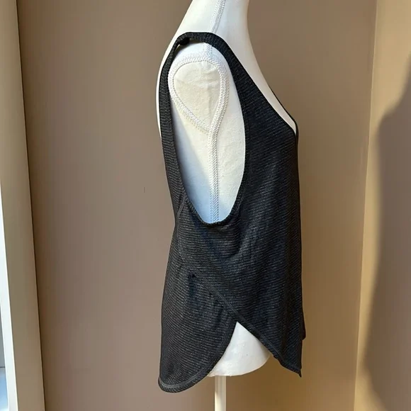 Lululemon Sleeveless Tank Top - Picture 3 of 7